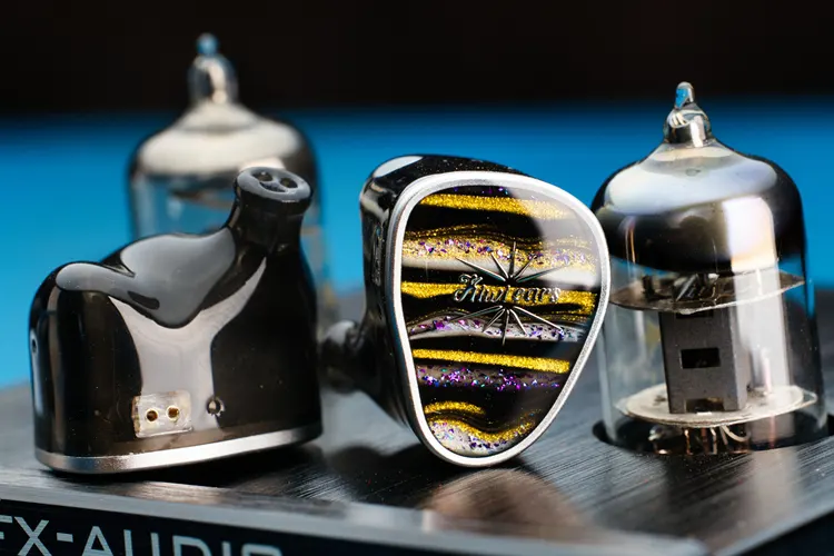 Kiwi Ears Etude エチュード Kiwi Ears Étude Review — Headfonics