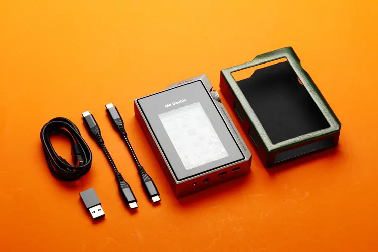 MUSE HiFi M6 Double accessories