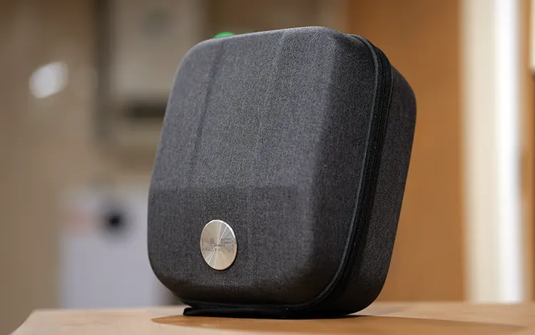 NUR Harmonia carry case