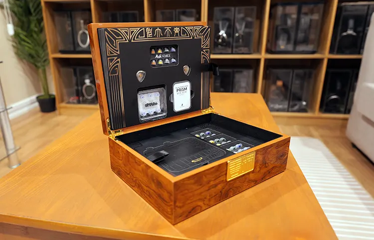 TANGZU The Monkey King display case on living room table