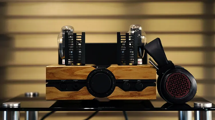 ZMF Headphones BOKEH Open beside Feliks Audio Envy tube amplifier