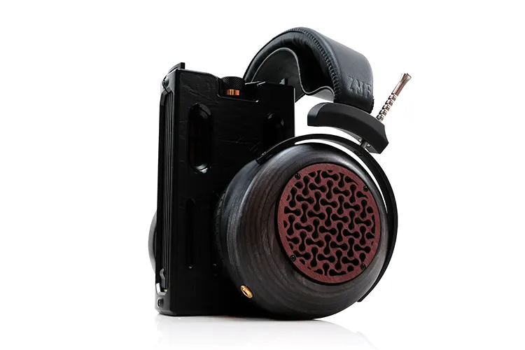ZMF Headphones BOKEH Open with the Cayin C9ii