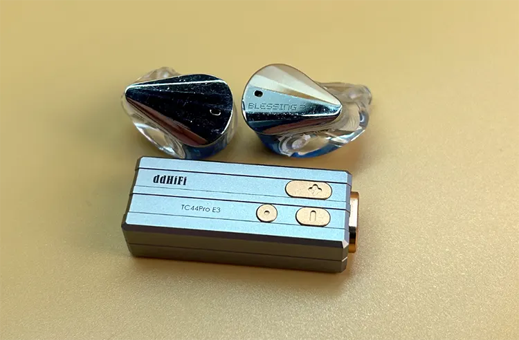 ddHiFi TC44Pro E3 dongle DAC with MOONDROP Blessing 3 shells