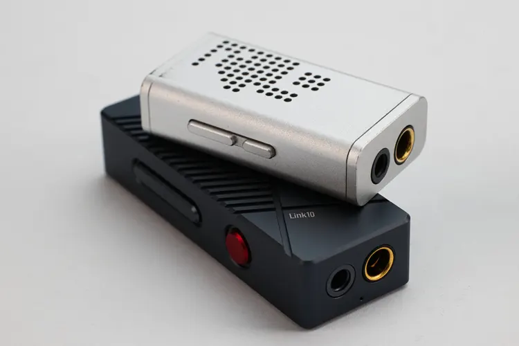 xDuoo Link10 under the Moondrop Dawn Pro