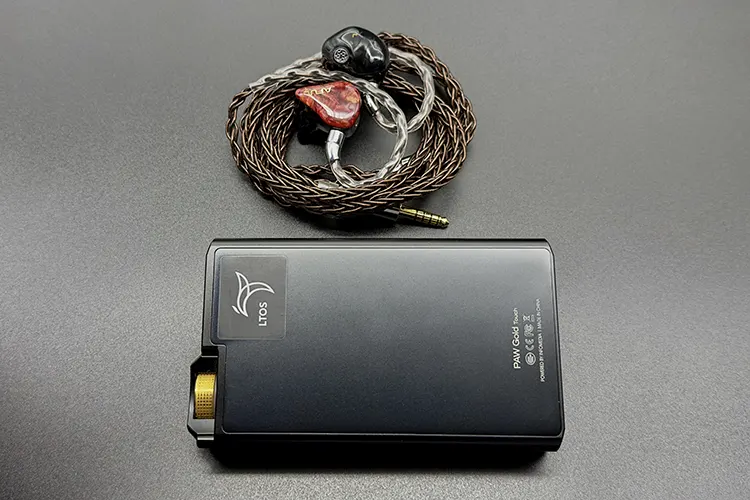 AFUL DAWN-X and cable above Lotoo PAW Touch Gold