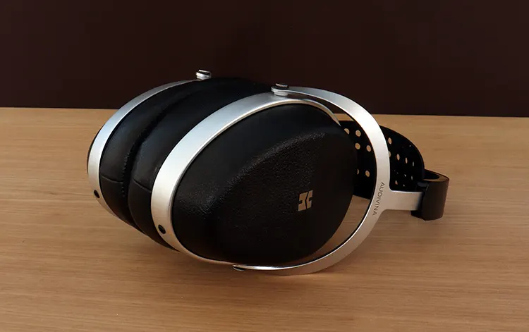 HIFIMAN Audivina LE headphones