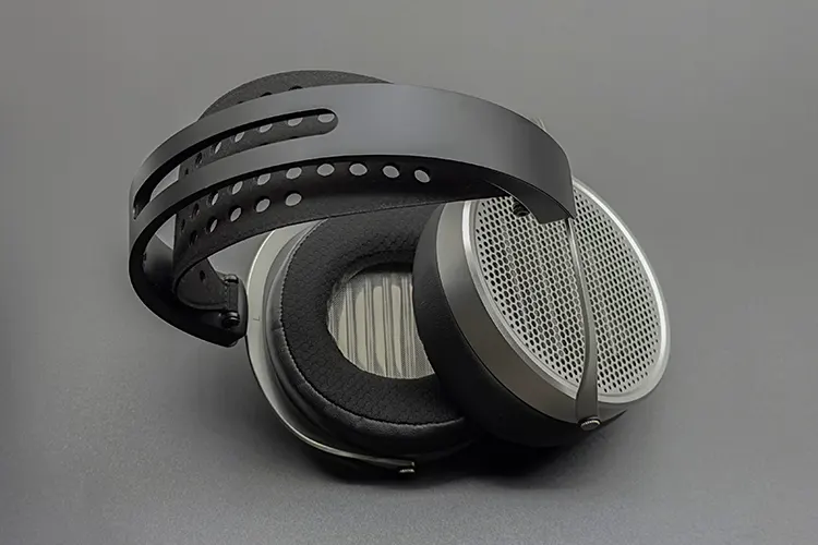HIFIMAN HE600 headband view