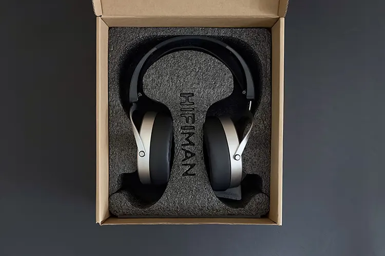 HIFIMAN HE600 unboxing