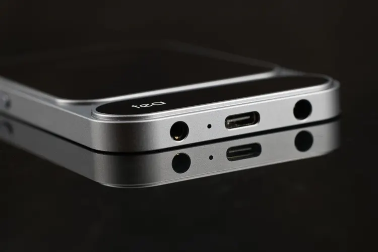Khadas Tea Pro bottom panel connection ports