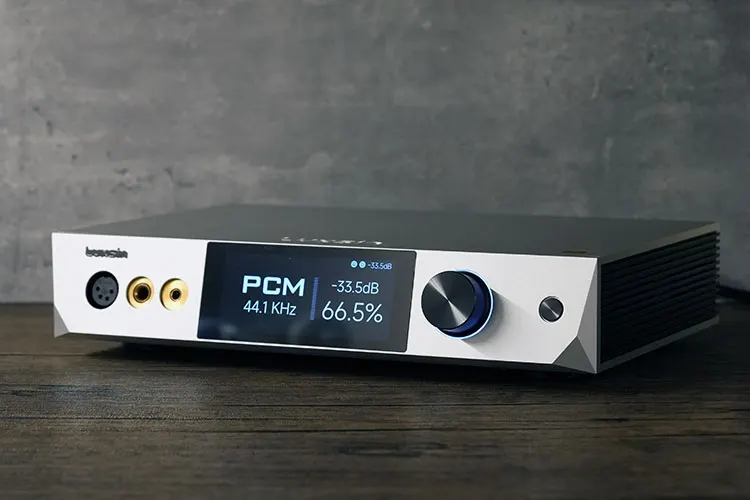 Luxsin X9 front panel