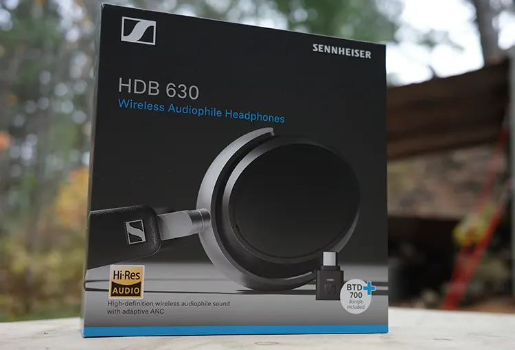 Sennheiser HDB 630 headphones retail box