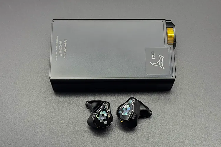 THIEAUDIO Monarch MKIV below the Lotoo PAW Gold Touch DAP