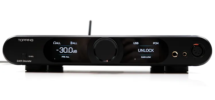 Topping DX9 Discrete amplifier front panel with LCD screens turned on