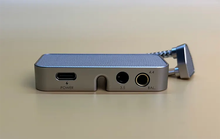 ddHiFi TC44Grip bottom panel ports