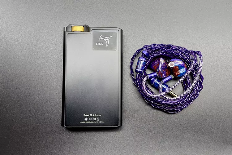 BGVP Astrum with cable and Lotoo PAW Gold Touch DAP