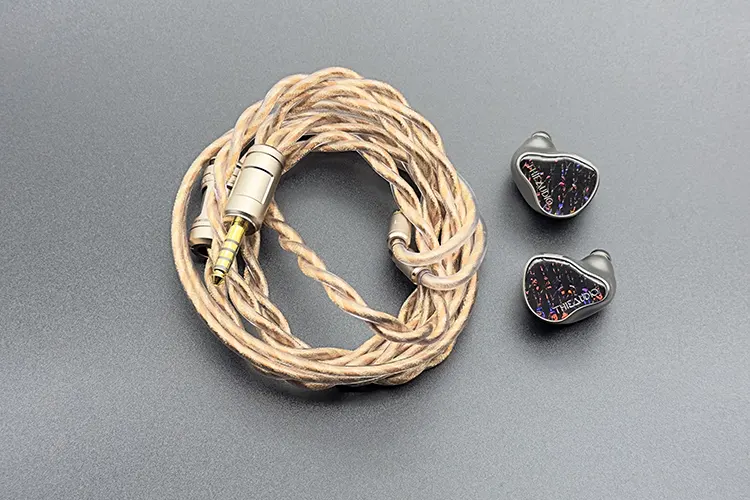 Effect Audio Horizon Series Fusion 1 2025 with THIEAUDIO Valhalla IEM