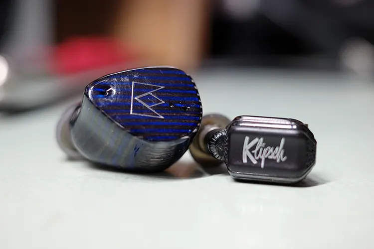 Noble FoKus Prestige Encore beside Klipsch x EarMicro T10