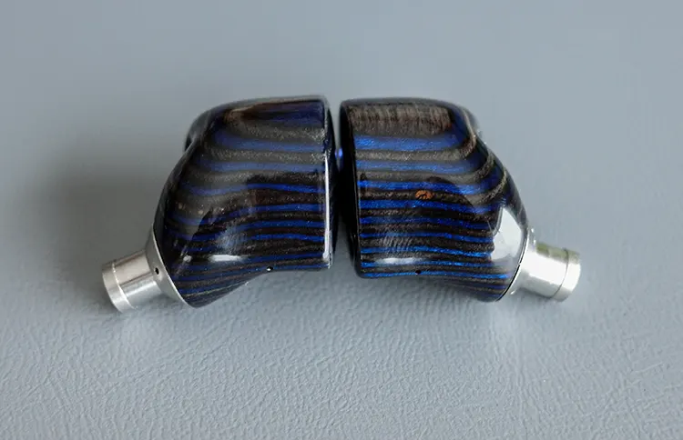 Noble FoKus Prestige Encore earbuds side by side