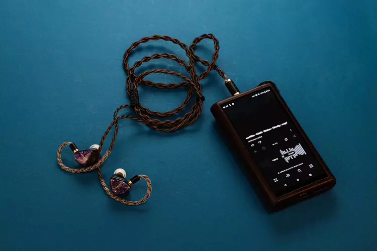 QoA Martini IEM connected to FiiO M15S DAP