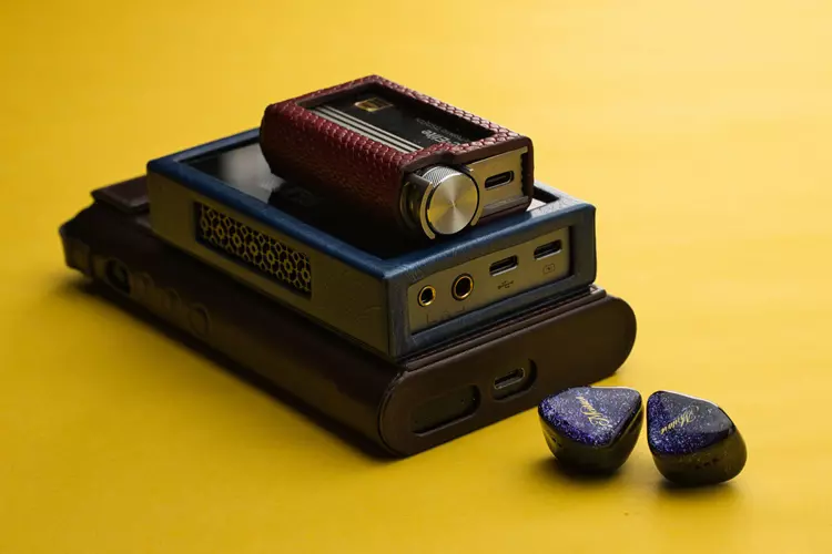 QoA Martini IEM shell beside 3 sources