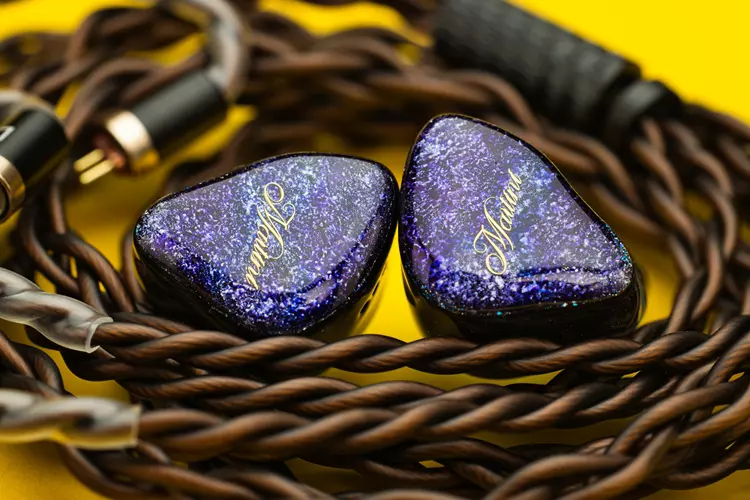 QoA Martini shells inside a rolled up cable