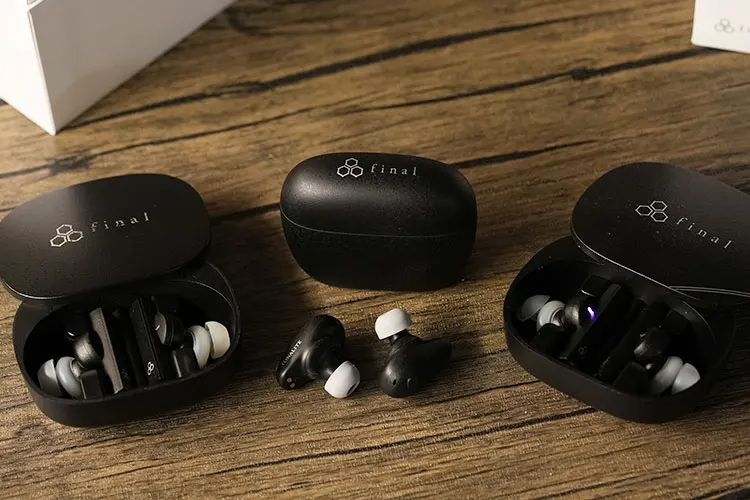 final TONALITE TWS beside the ZE8000 and ZE8000 MK2 TWS