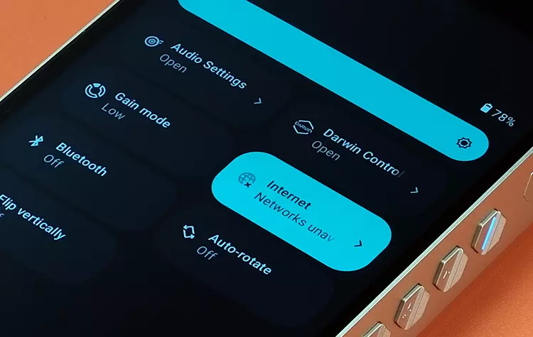 HiBy RS8 II drop down menu on screen