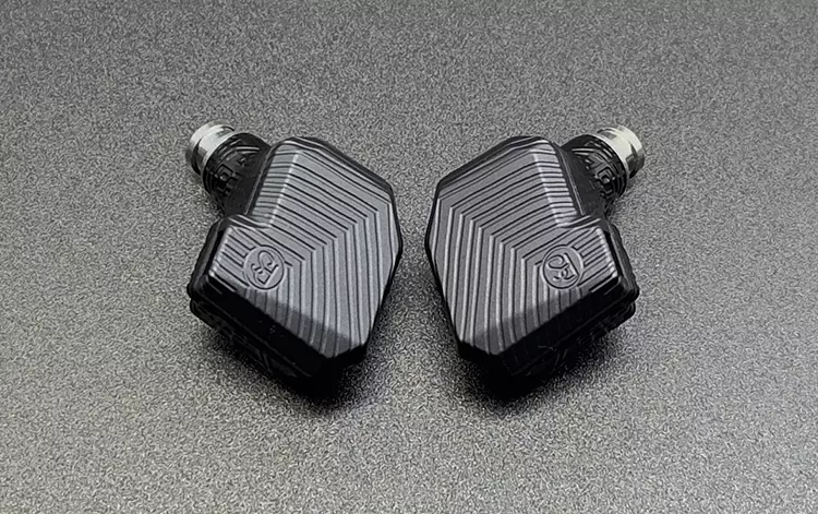 PLUSSOUND VOLTA SE shell face plates