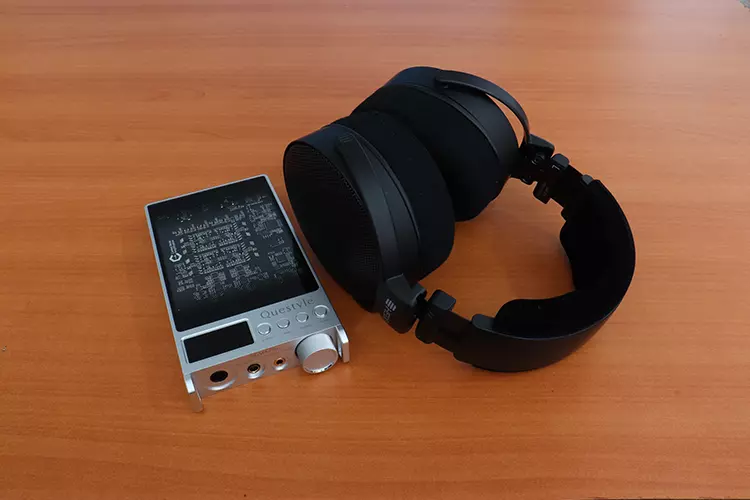Questyle SIGMA Pro beside HEDD Audio HEDDphone D1