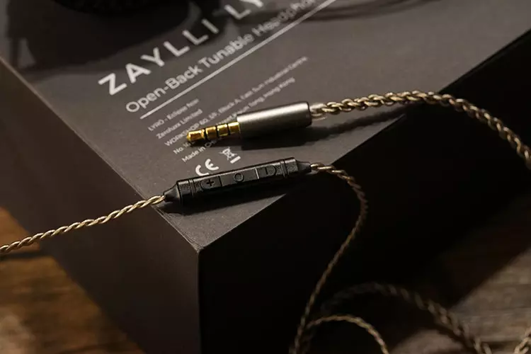 Zaylli LYRÖ stock cable