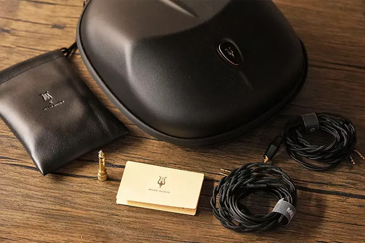 Meze Audio Strada accessories