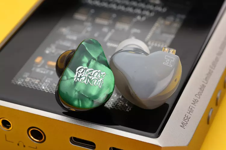 Punch Audio Portazo beside DITA Project M