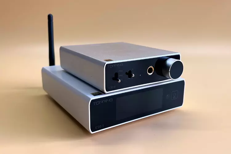 Topping E50 II on top of L30 II amplifier