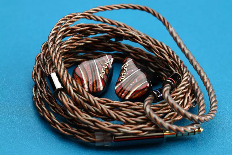 AFUL Performer 8S stock cable