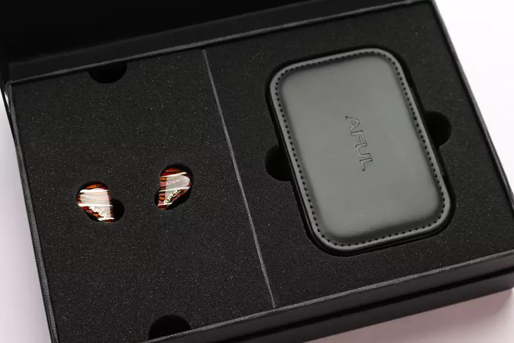 AFUL Performer 8S unboxing