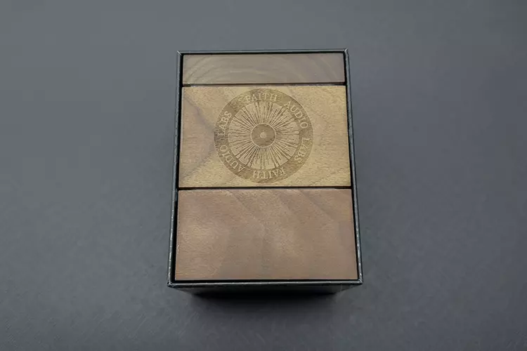 Faith Audio Labs E1000 box