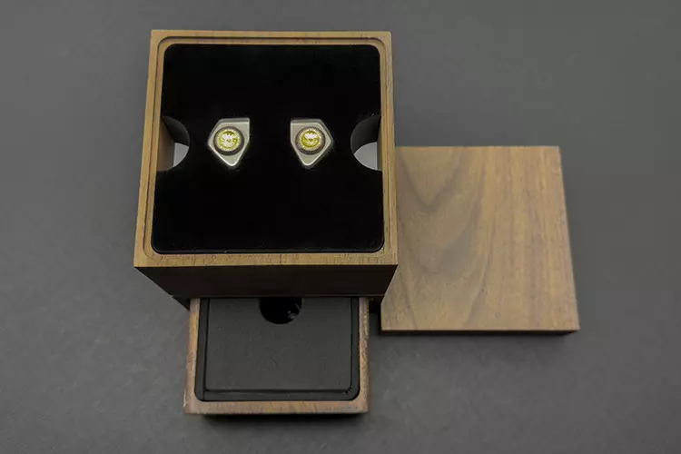 Faith Audio Labs E1000 unboxing