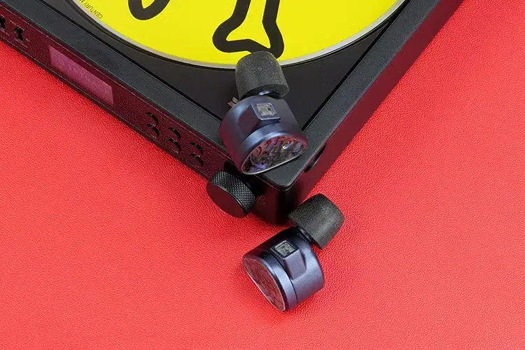 FiiO DM15 R2R with FiR Audio E12 IEMs