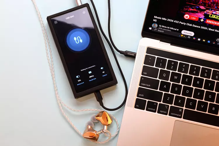 FiiO M33 R2R connected to a MacBook
