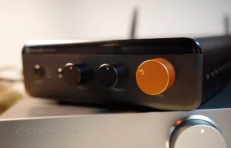 Fosi Audio BT20A MAX orange volume control knob