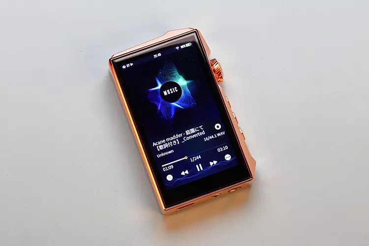 Hidizs AP80 PRO MAX Copper Edition screen side