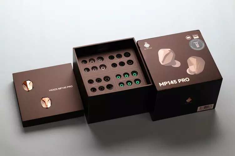 Hidizs MP145 PRO unboxing