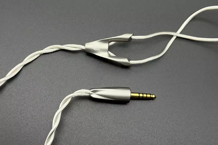 Meze Audio ASTRU stock cable