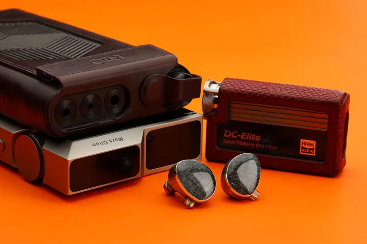 TinHiFi T6 beside 3 sources