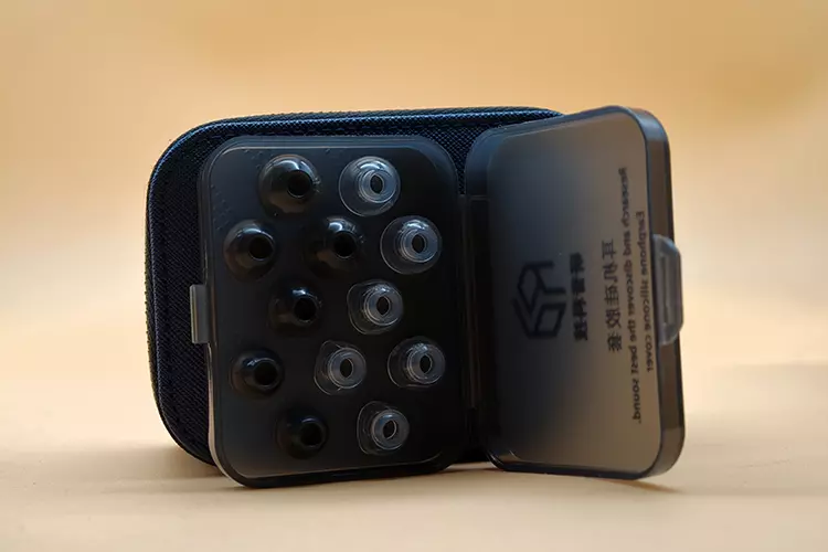 Yanyin Baker ear tips