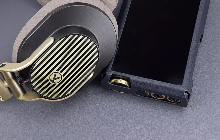 Austrian Audio The Arranger beside FiiO M27 DAP
