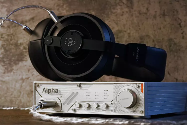 final DX4000 CL headphones on top of D&A Alpha amplifier