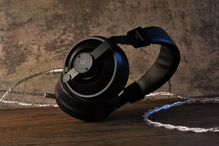 final DX4000 CL headphones