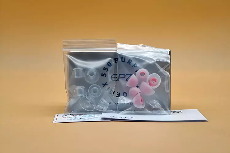 EPZ 550 ear tips in their bags