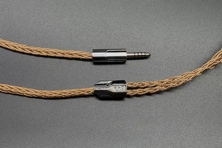 Effect Audio Ares 10 cable jack and splitter barrels